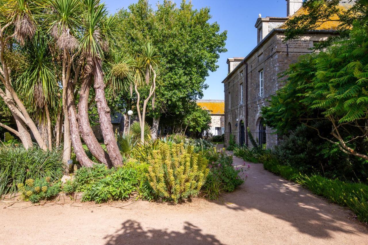 Hotel Les Maisons de Tatihou à Saint-Vaast-la-Hougue Extérieur photo