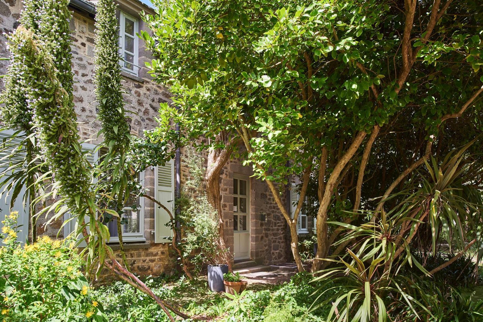 Hotel Les Maisons de Tatihou à Saint-Vaast-la-Hougue Extérieur photo